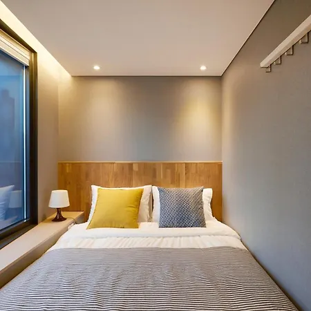 Hostel Cleo Seoul Hongdae Exterior photo