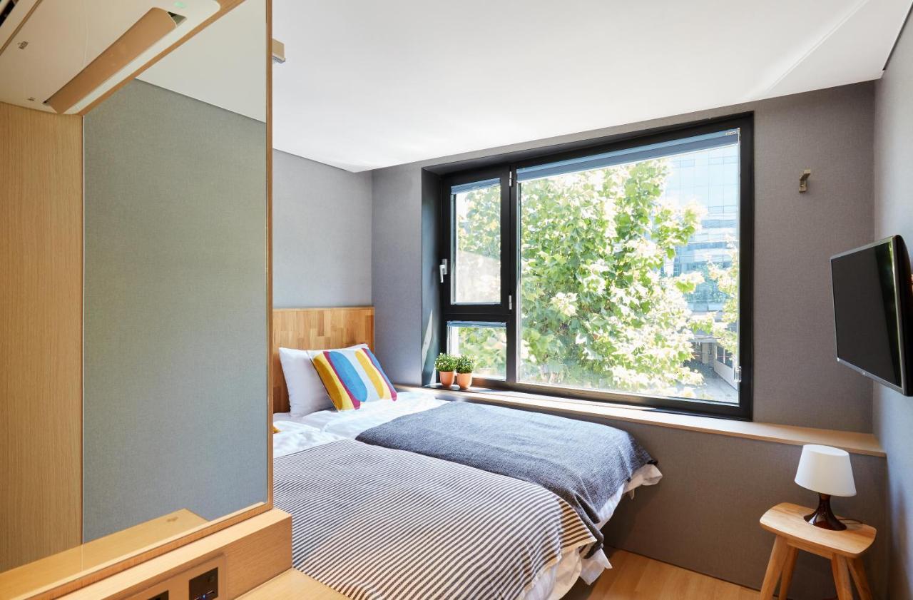 Hostel Cleo Hongdae Seoul